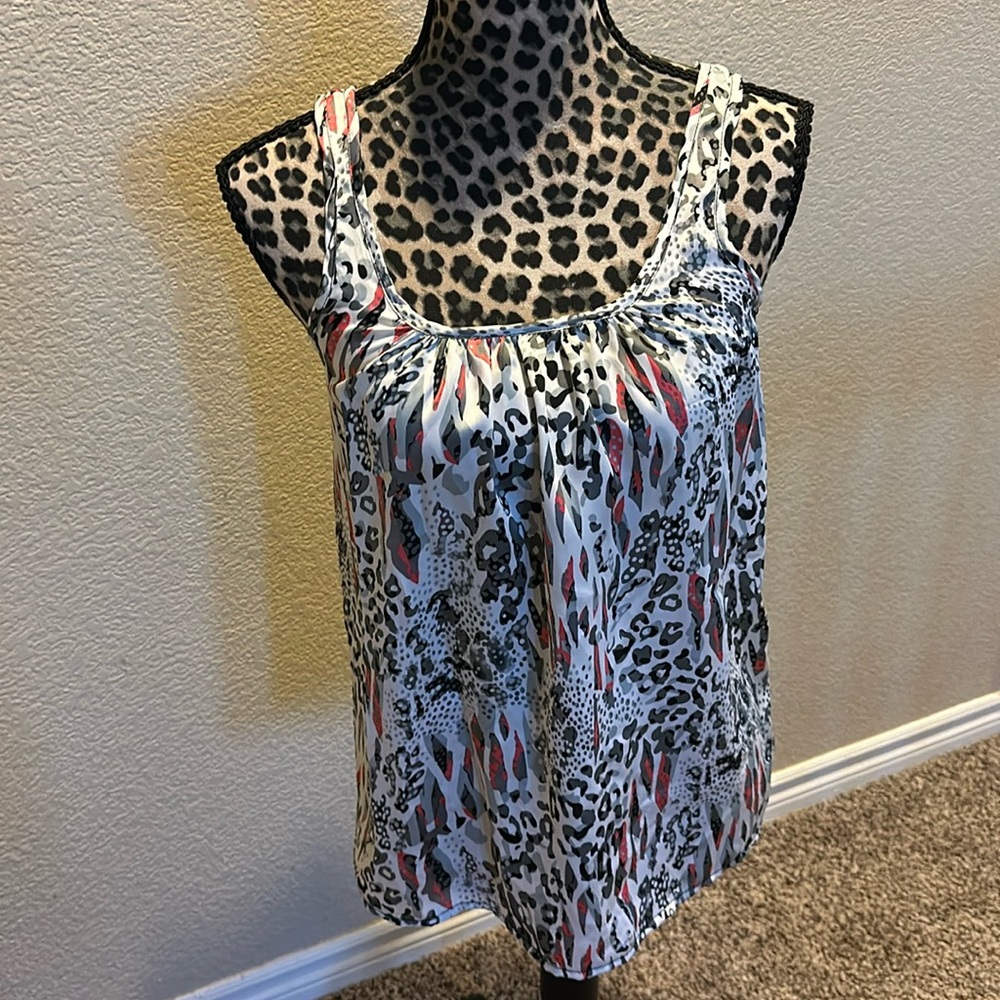 Leopard print top, sleeveless, size Small, never worn